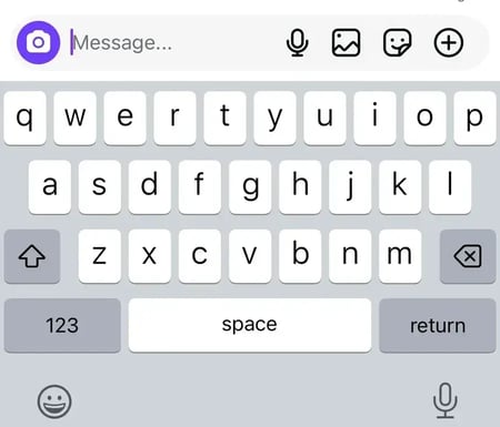 a screenshot showcasing how to privately send messages to friends on instagram